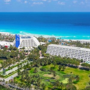 Grand Oasis Cancun All Inclusive Resort