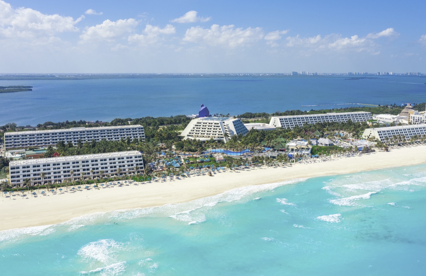 Grand Oasis Cancun All Inclusive Resort