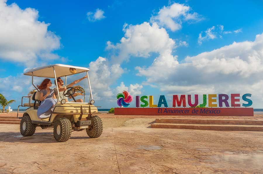 Rent a golf cart in Isla Mujeres