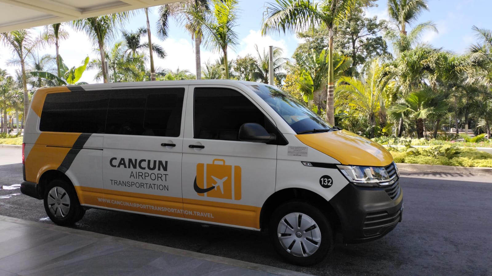 Cancun All Inclusive Transportation with Cancun Airport Transportation