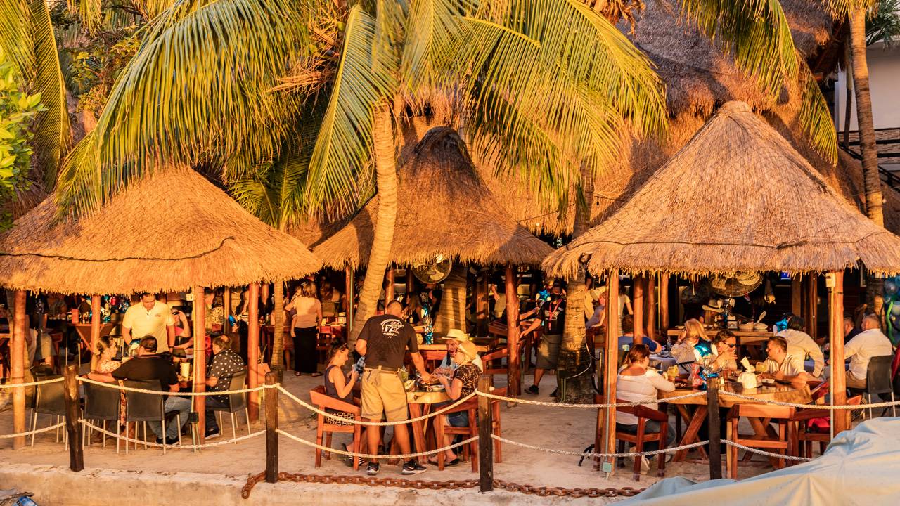 El Fish Fritanga restaurant in Cancun Hotel Zone