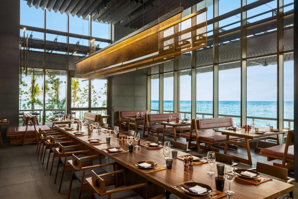 Restaurant at Hilton Cancun All Inclusive Resort