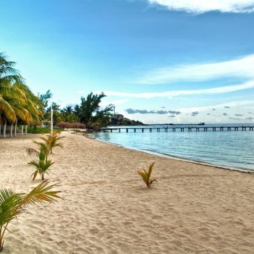 Lancheros Beach Isla Mujeres