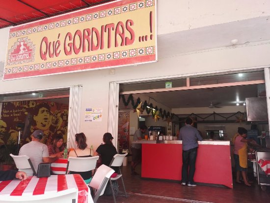 Que Gorditas restaurant in Cancun