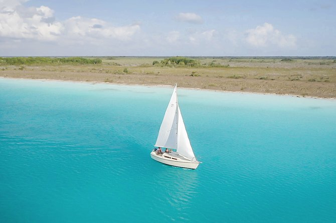 Sailing the Bacalar Lagoon