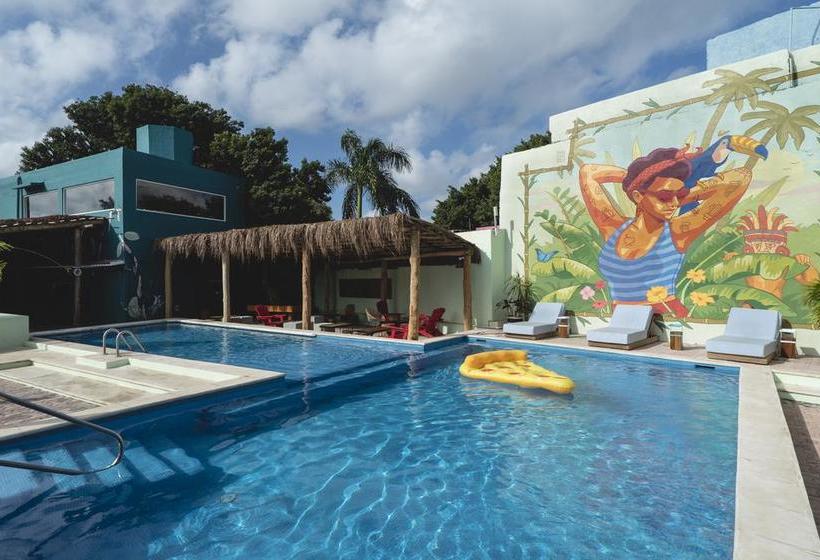 Selina Hostel Cancun Downtown