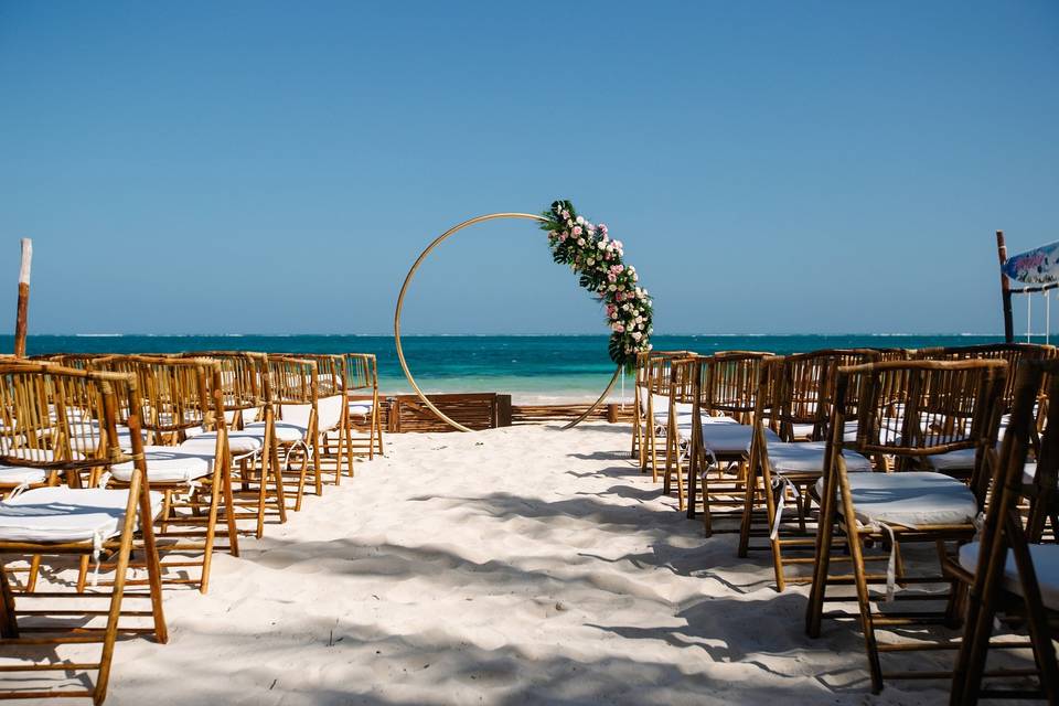 Your Wedding at Acamaya Weddings