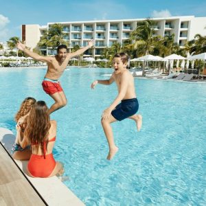 Grand Palladium Costa Mujeres Resort & Spa All Inclusive