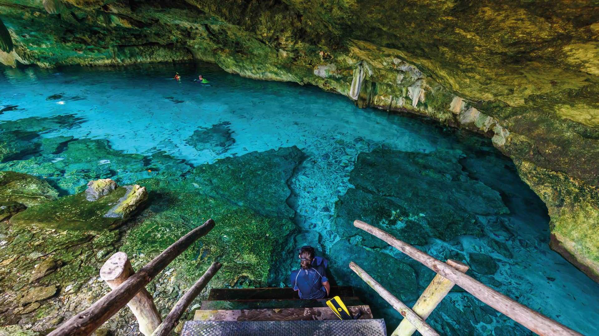 Dos Ojos Cenote