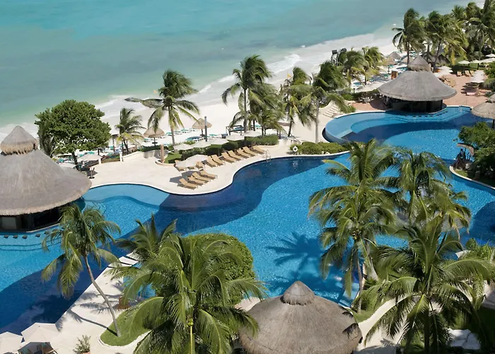 Grand Fiesta Americana Coral Beach