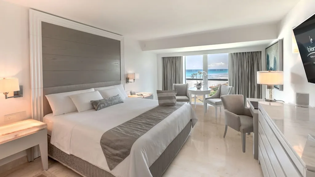 Ocean Front Honeymoon Suite at Le Blanc Spa Resort Ocean Front Honeymoon Suite at Le Blanc Spa Resort