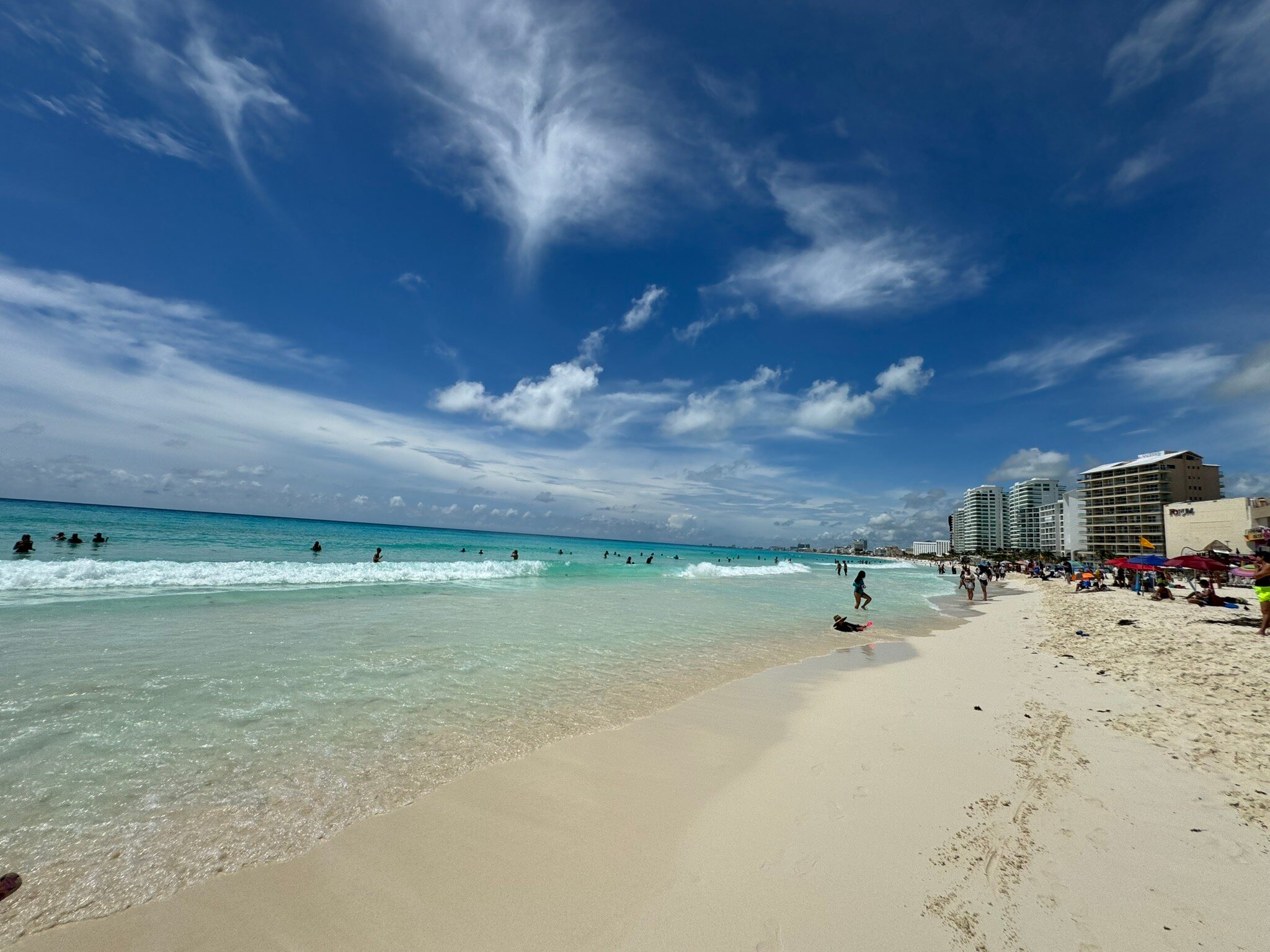 Playa Gaviota Azul (The Party Spot)