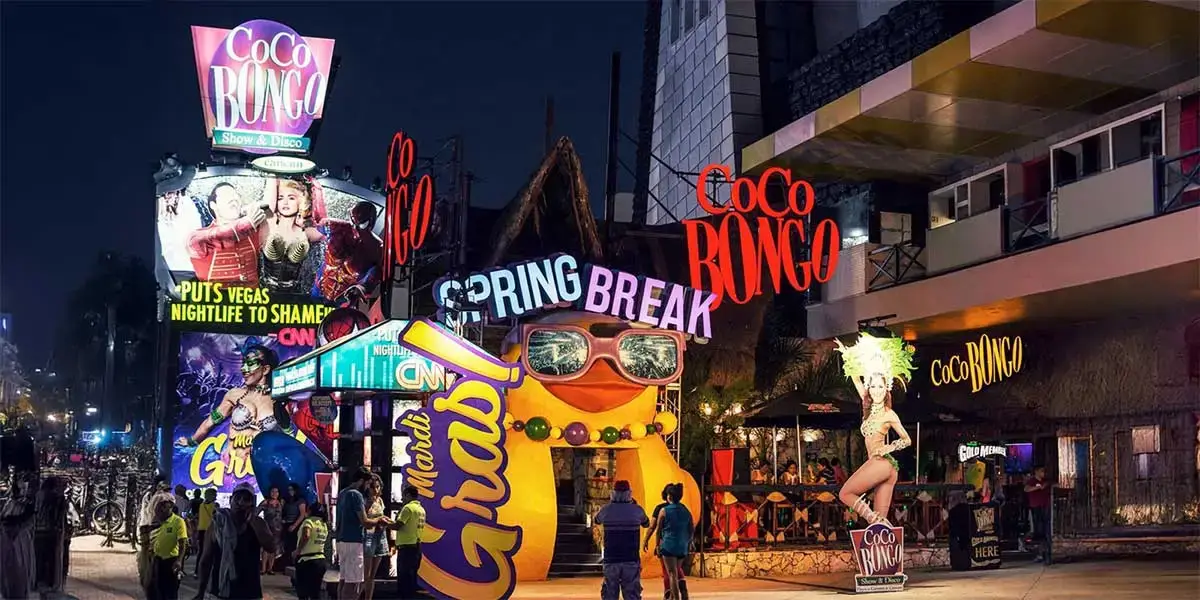 Bars and Nightlife Bars and Nightlife