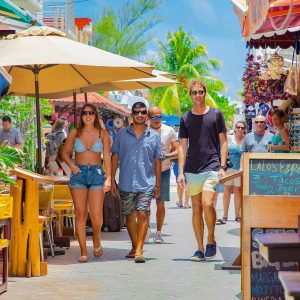 Isla Mujeres Luxury Sailing: Adults Only or Family Friendly