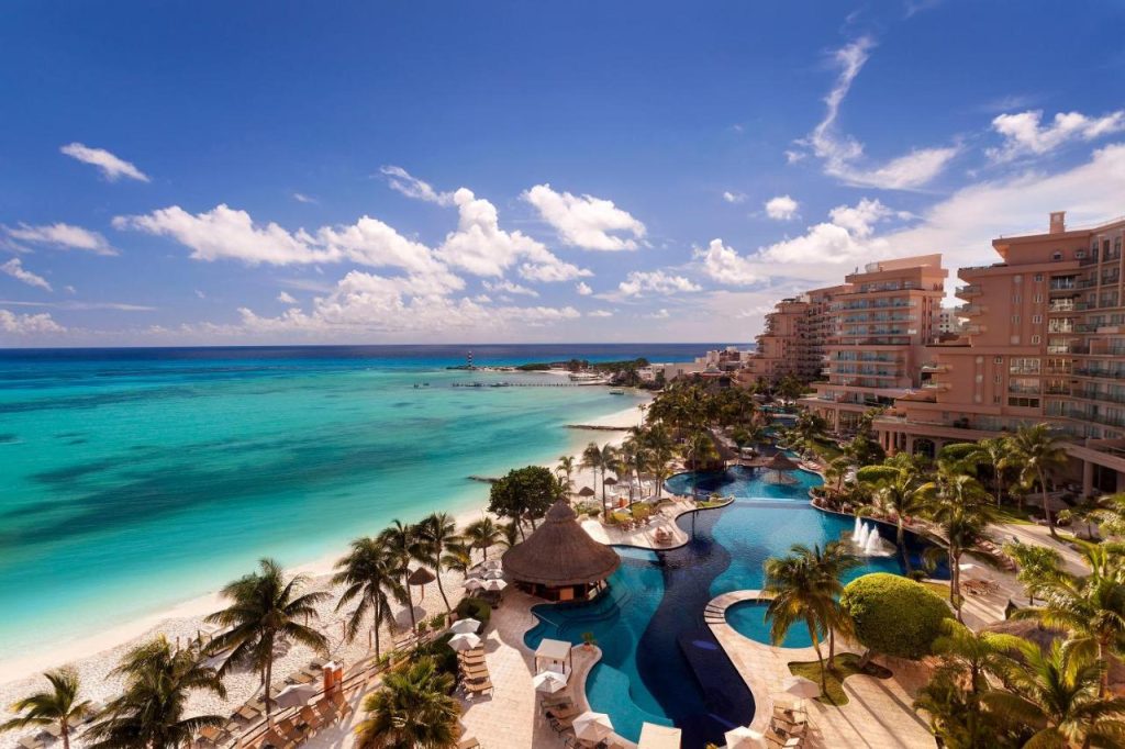 Boasting the best beachfront location - Grand Fiesta Americana Coral Beach Cancun - Family Friendly All Inclusive Resor Boasting the best beachfront location - Grand Fiesta Americana Coral Beach Cancun - Family Friendly All Inclusive Resor