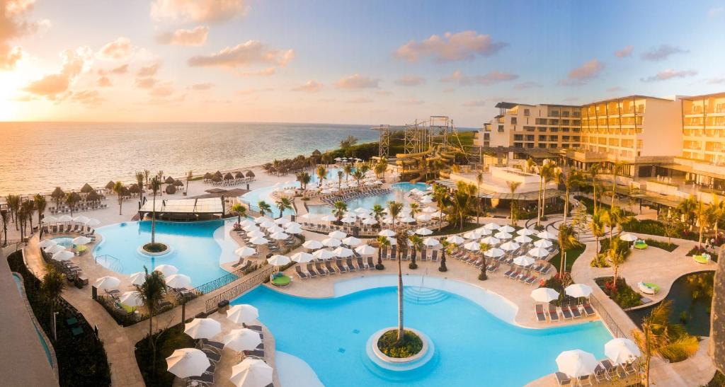 Dreams Natura Resort & Spa All Inclusive. Dreams Natura Resort & Spa All Inclusive.