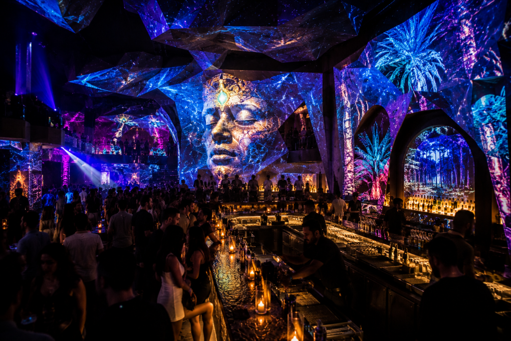 Three-dimensional projection mapping Three-dimensional projection mapping