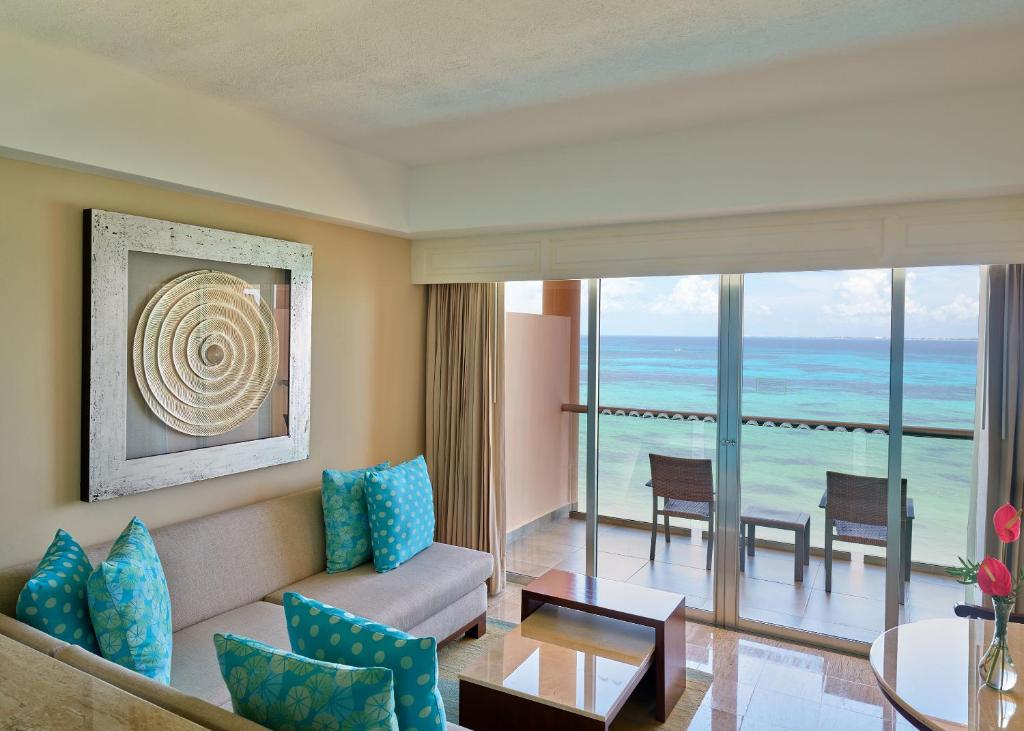 Great ocean view rooms with balcony - Grand Fiesta Americana Coral Beach Cancun - Family Friendly All Inclusive Resort